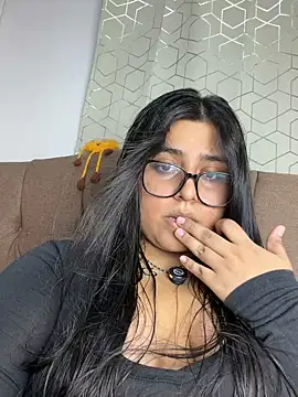 virginbrunette99 online show from 05/26/26, 05:38