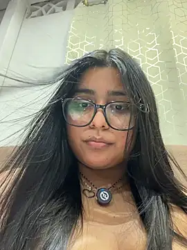 Snapshot of virginbrunette99 chatting on 06/10/26, 05:41 virginbrunette99 online show from 06/10/26, 05:41