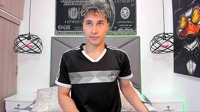 Snapshot of buddy_whitte chatting on 11/15/25, 11:58 buddy whitte online show from 11/15/25, 11:58