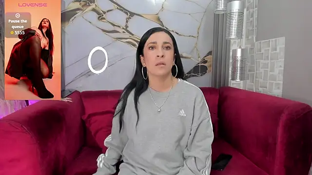 Bella williamss  online show from 02/16/26, 07:34