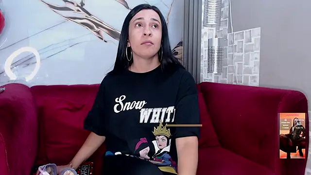 Bella williamss  online show from 04/30/26, 03:19