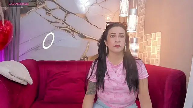 Bella williamss  online show from 11/08/25, 07:50