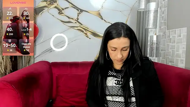 Bella williamss  online show from 04/14/26, 07:41