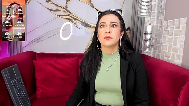 Bella williamss  online show from 10/30/25, 08:50