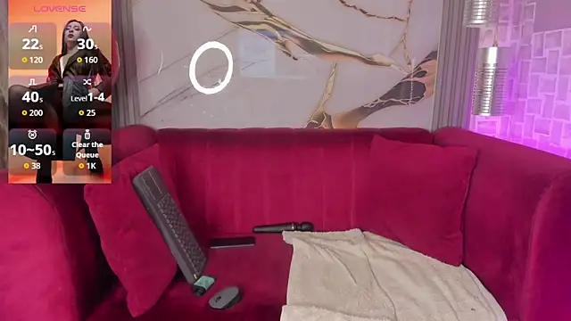 Bella williamss  online show from 12/02/25, 07:26