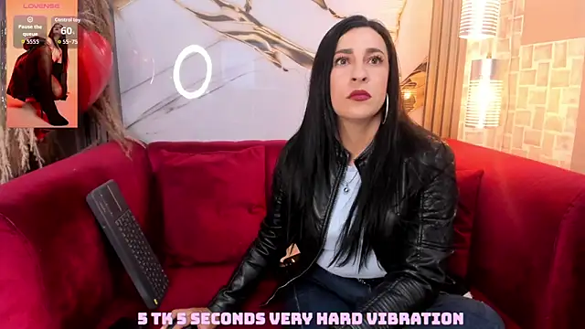 Bella williamss  online show from 12/20/25, 07:50