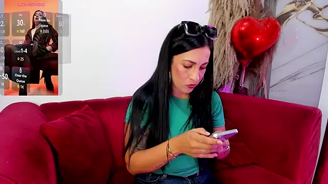 Bella williamss  online show from 03/27/26, 07:59