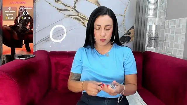 Bella williamss  online show from 04/09/26, 07:42