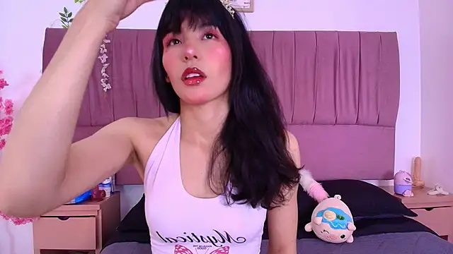 nathalya summer online show from 11/12/25, 09:18