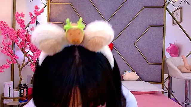 nathalya summer online show from 03/09/26, 09:07