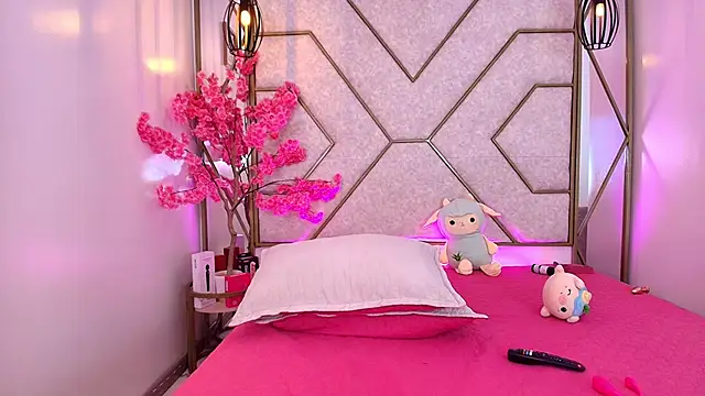 nathalya summer online show from 02/04/26, 02:34