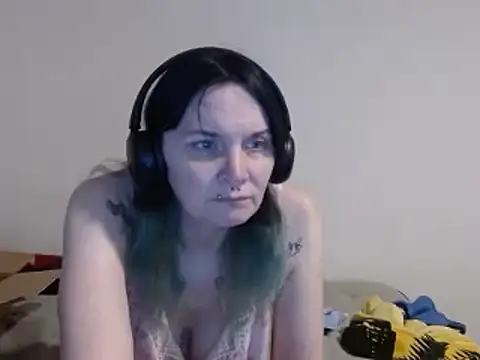 Hotmodel1984 online show from 03/24/26, 06:08