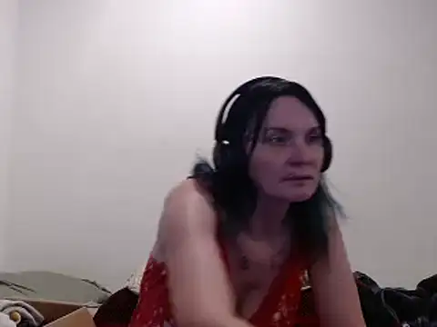Snapshot of Hotmodel1984 chatting on 06/18/26, 01:59 Hotmodel1984 online show from 06/18/26, 01:59
