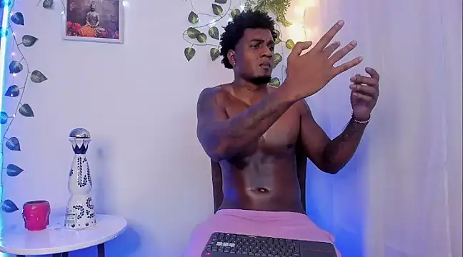 LOGAN DRAKE online show from 03/01/25, 05:20