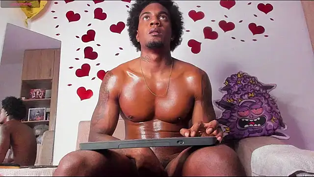 LOGAN DRAKE online show from 03/19/26, 04:34