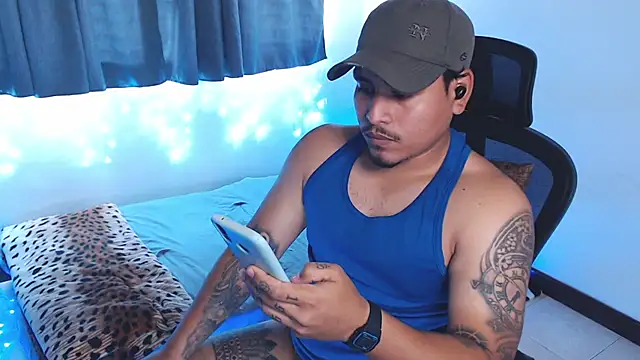 maxflurry  online show from 02/20/26, 06:43