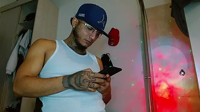 Luciferdirty Hott online show from 02/24/25, 05:54