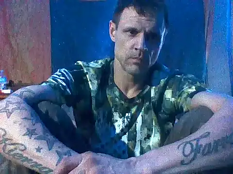 Snapshot of SillyRabbitz chatting on 03/22/25, 05:49 SillyRabbitz online show from 03/22/25, 05:49