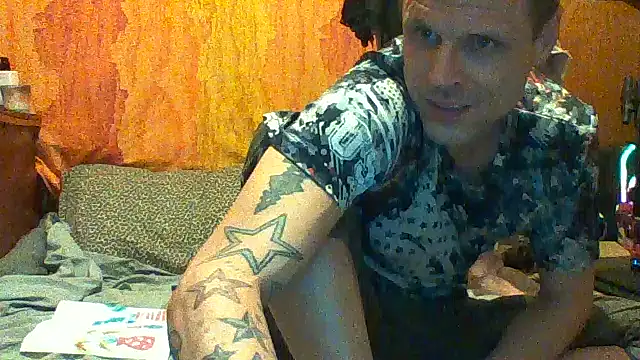 Snapshot of SillyRabbitz chatting on 03/10/25, 03:56 SillyRabbitz online show from 03/10/25, 03:56