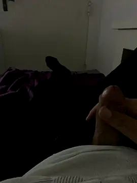 Mike8523 online show from 10/30/25, 06:38