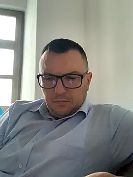 Mike8523 online show from 11/02/25, 05:34