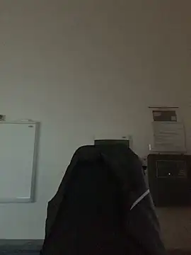 Mike8523 online show from 11/11/25, 05:30