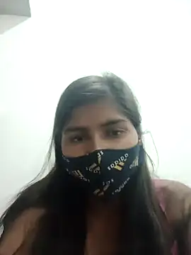 Snapshot of heena-3678 chatting on 03/21/25, 04:51 heena-3678 online show from 03/21/25, 04:51