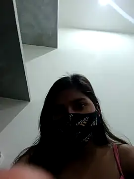 Snapshot of heena-3678 chatting on 03/16/25, 05:36 heena-3678 online show from 03/16/25, 05:36