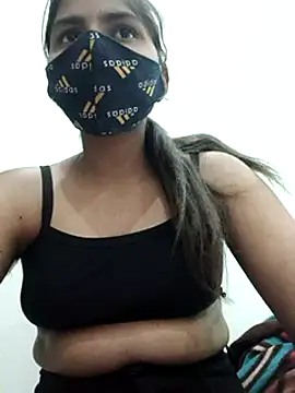 Snapshot of heena-3678 chatting on 03/05/25, 12:55 heena-3678 online show from 03/05/25, 12:55