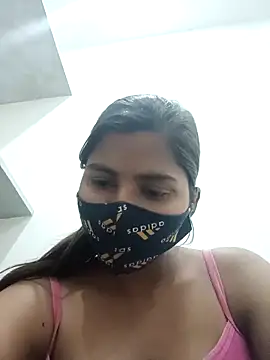 Snapshot of heena-3678 chatting on 03/16/25, 05:50 heena-3678 online show from 03/16/25, 05:50