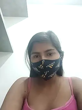 Snapshot of heena-3678 chatting on 03/22/25, 04:45 heena-3678 online show from 03/22/25, 04:45