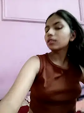 Snapshot of heena-3678 chatting on 04/23/26, 12:51 heena-3678 online show from 04/23/26, 12:51
