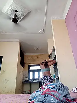 Snapshot of heena-3678 chatting on 03/16/26, 08:07 heena-3678 online show from 03/16/26, 08:07