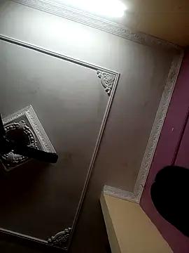 Snapshot of heena-3678 chatting on 11/22/25, 02:05 heena-3678 online show from 11/22/25, 02:05