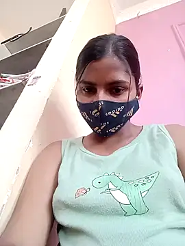 Snapshot of heena-3678 chatting on 09/18/25, 08:06 heena-3678 online show from 09/18/25, 08:06