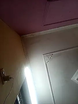 Snapshot of heena-3678 chatting on 04/03/26, 11:49 heena-3678 online show from 04/03/26, 11:49