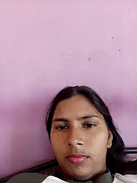 Snapshot of heena-3678 chatting on 05/09/26, 10:07 heena-3678 online show from 05/09/26, 10:07