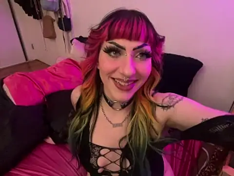 Snapshot of ChrryFoxx chatting on 12/14/25, 01:28 ChrryFoxx online show from 12/14/25, 01:28