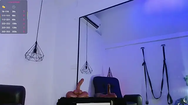 Snapshot of SofiiaMartinez_ chatting on 11/11/25, 08:14 SofiiaMartinez online show from 11/11/25, 08:14