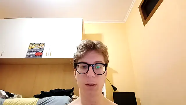 Snapshot of FruitedHymnal chatting on 02/25/26, 02:06 FruitedHymnal online show from 02/25/26, 02:06