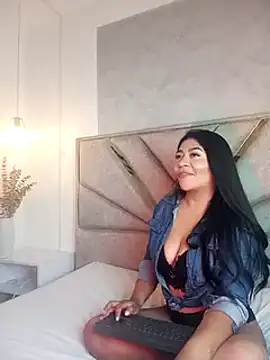 Sofiacortes1 online show from 03/04/25, 01:23