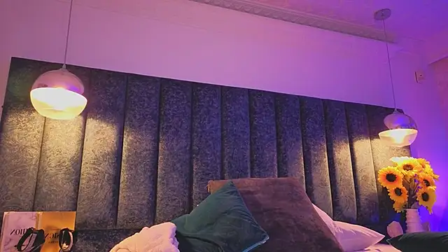 Ariannaa Suarez1 online show from 02/20/26, 07:49