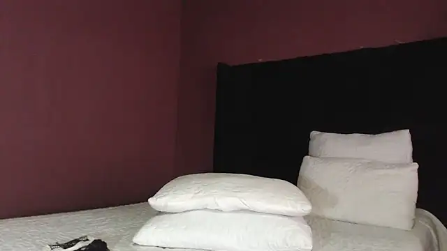 xMiAmor online show from 12/21/25, 07:54