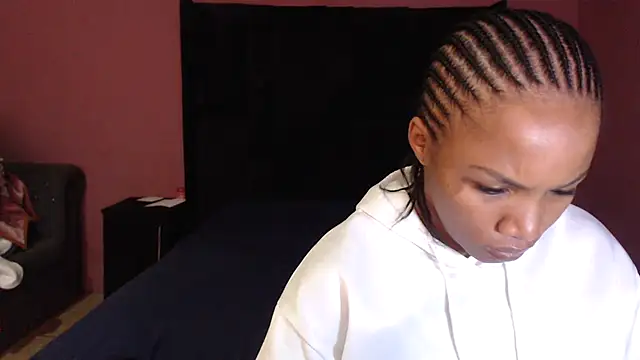 xMiAmor online show from 04/28/26, 11:03
