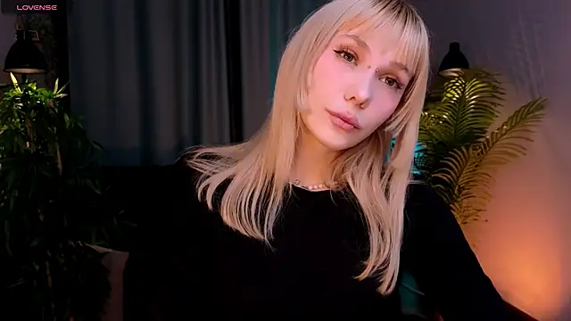 Cherry Bite online show from 09/24/25, 11:43