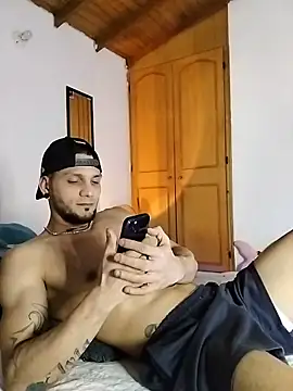 morenosiam online show from 12/18/25, 03:44