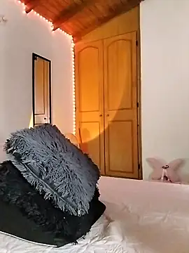 morenosiam online show from 12/20/25, 05:21