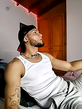 morenosiam online show from 11/26/25, 04:01