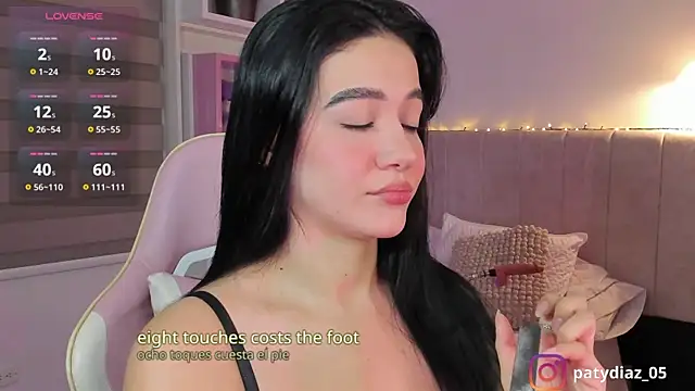 MiiaParker6972 online show from 05/03/26, 11:41