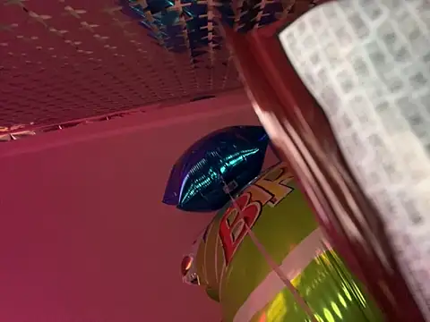 Snapshot of YODAPESOS chatting on 11/01/25, 12:39 YODAPESOS online show from 11/01/25, 12:39